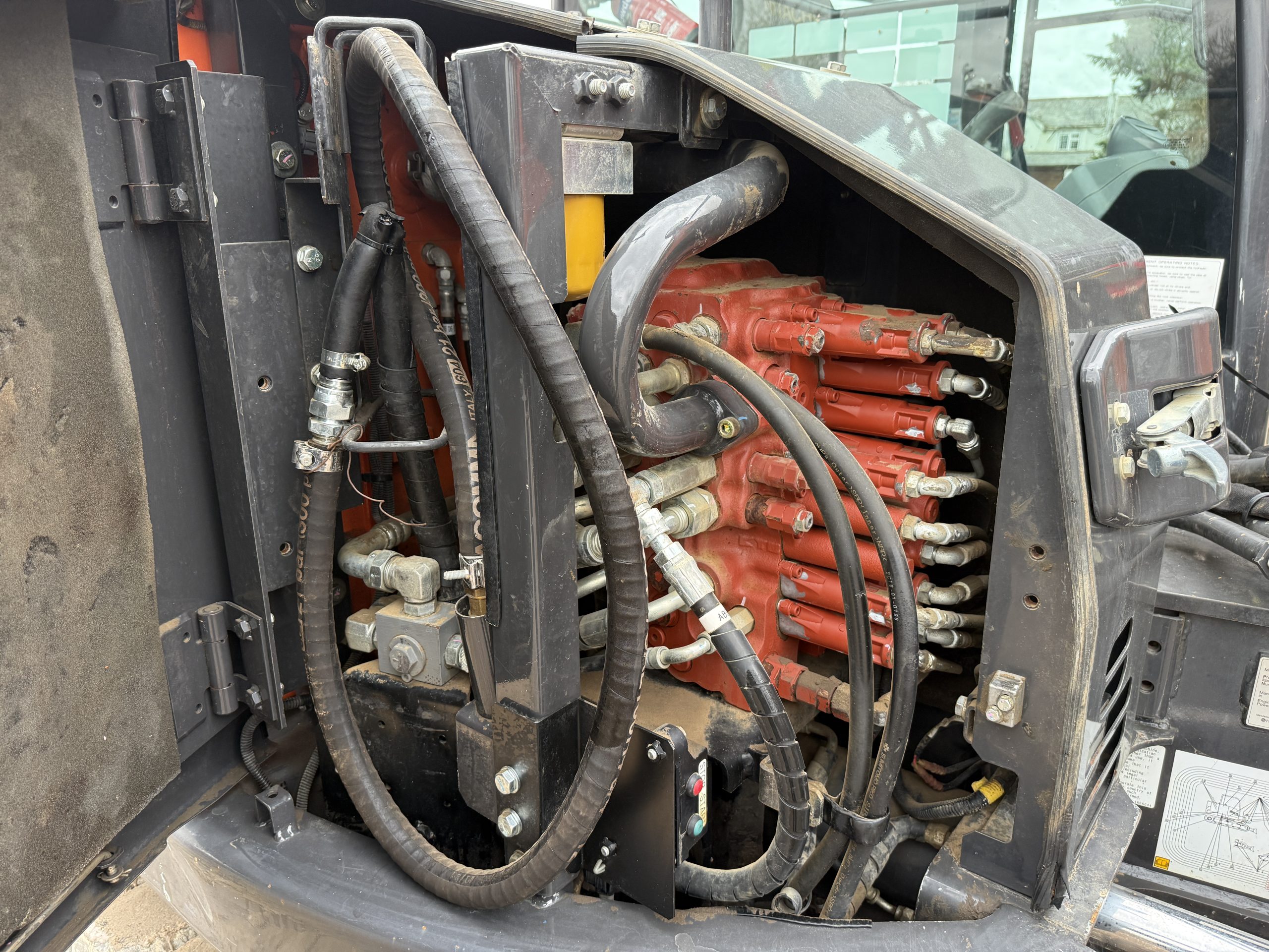 HITACHI ZX85USB-6 2019 - used plant for sale at J Hawes Ltd - view 15