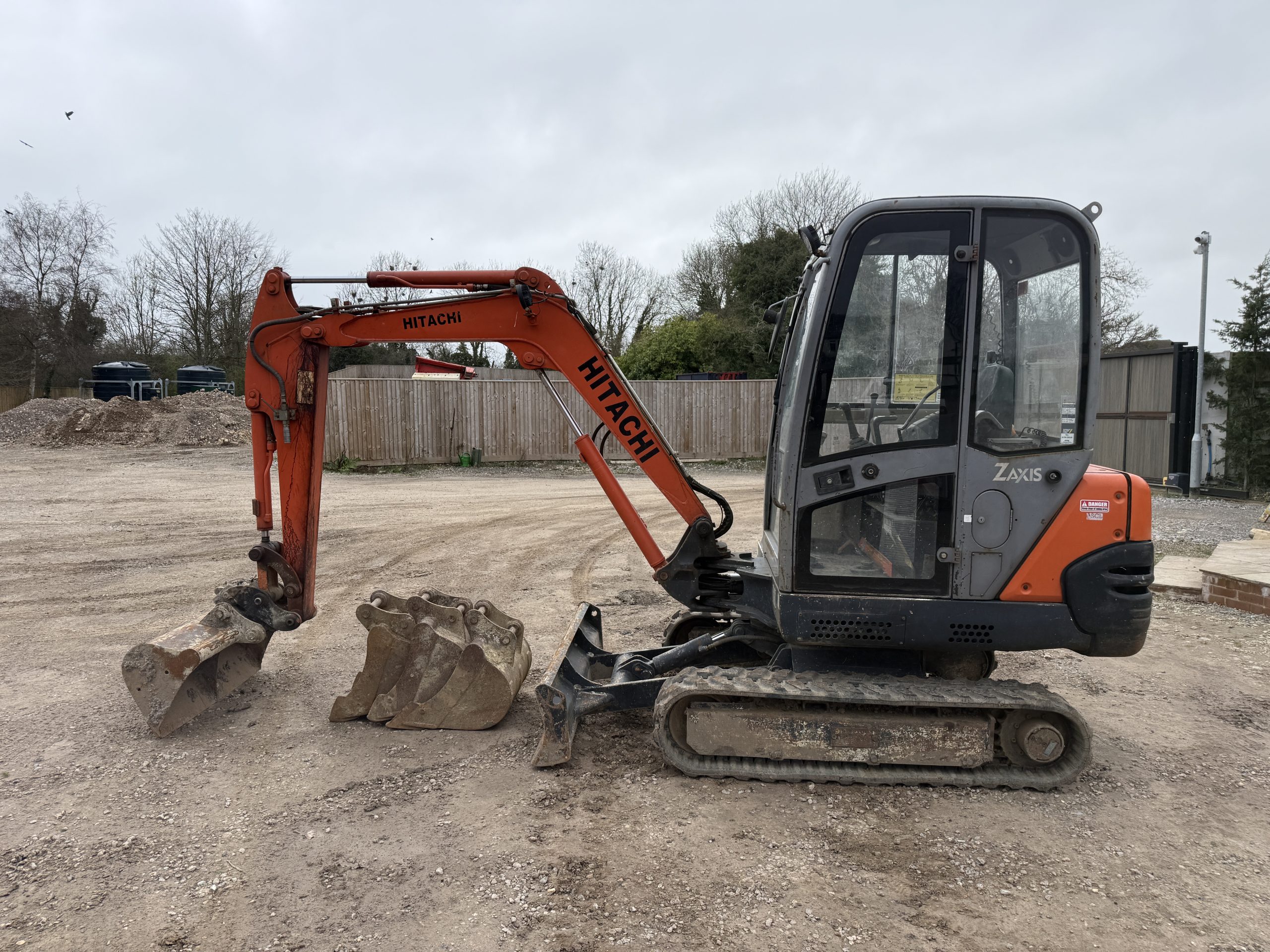 HITACHI ZX25 2009 - used plant for sale at J Hawes Ltd