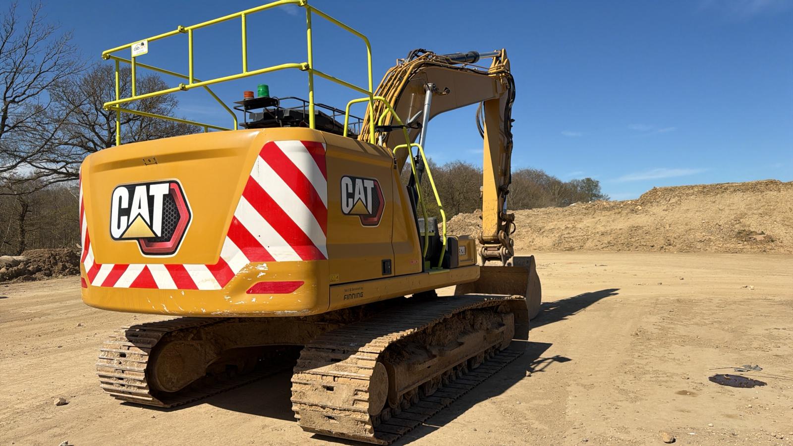 CAT 320D 2D 2022 - used plant for sale at J Hawes Ltd - view 4
