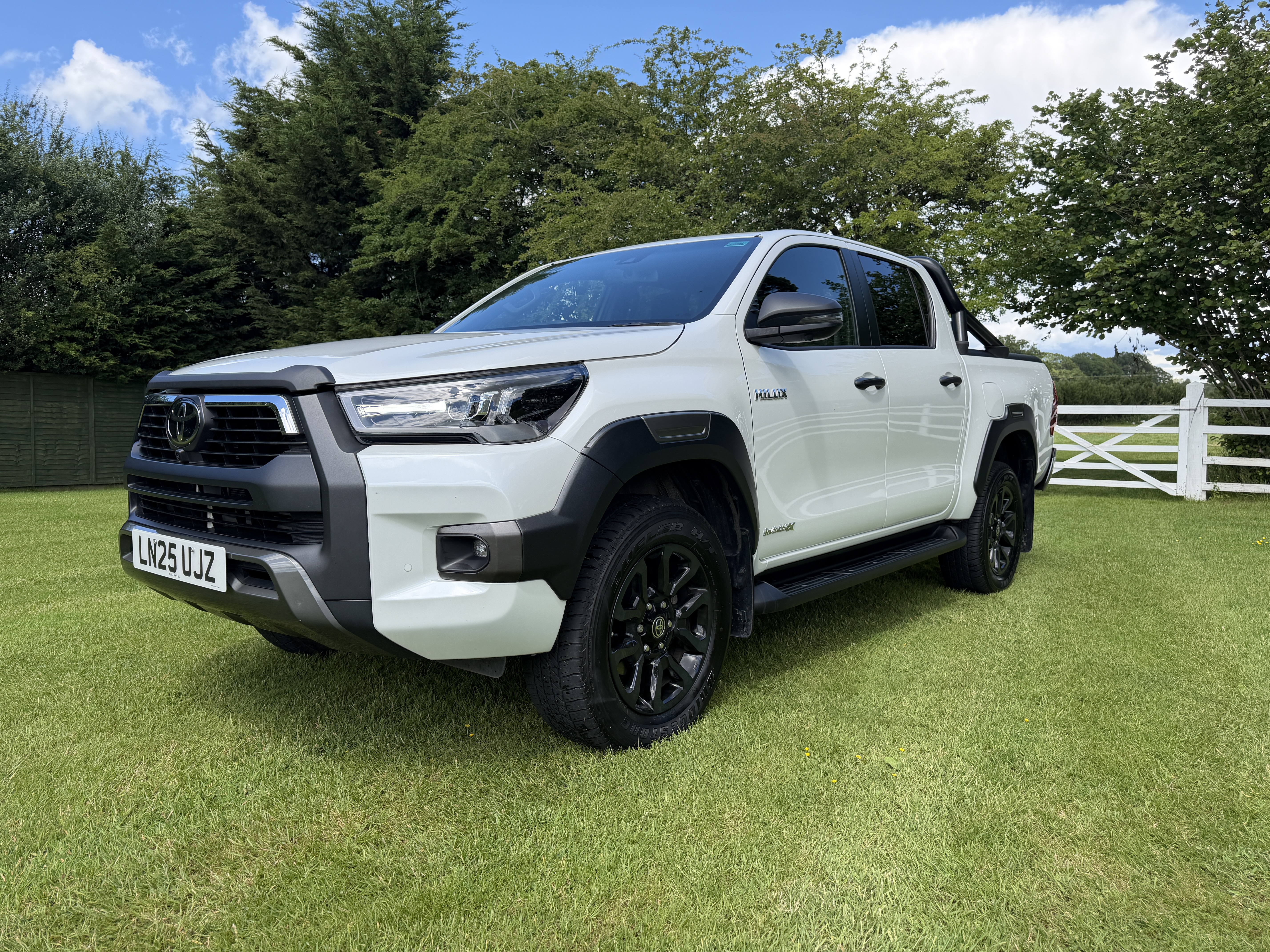TOYOTA HILUX INVINCIBLE X 2.8 D-4D HYBRID 48V AUTO - used trucks for sale at J Hawes Ltd