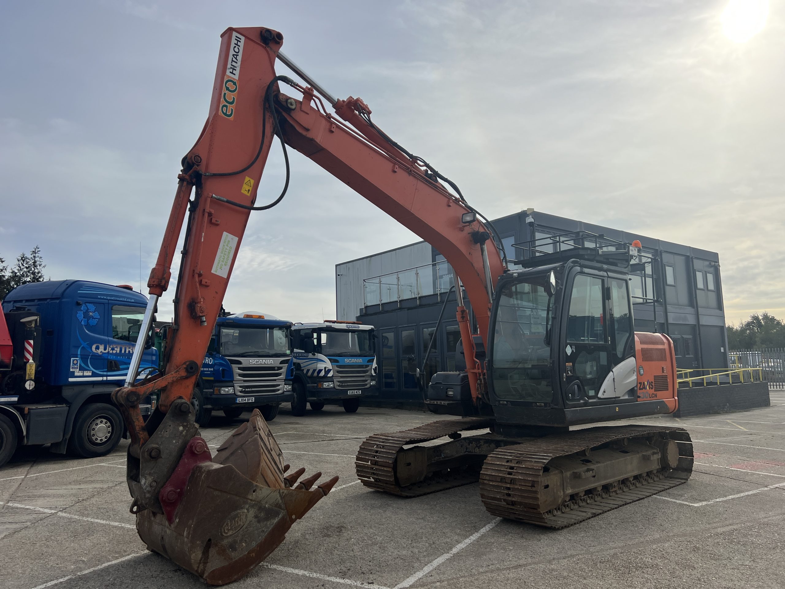 HITACHI ZX130LCN-5B - used plant for sale at J Hawes Ltd - view 7