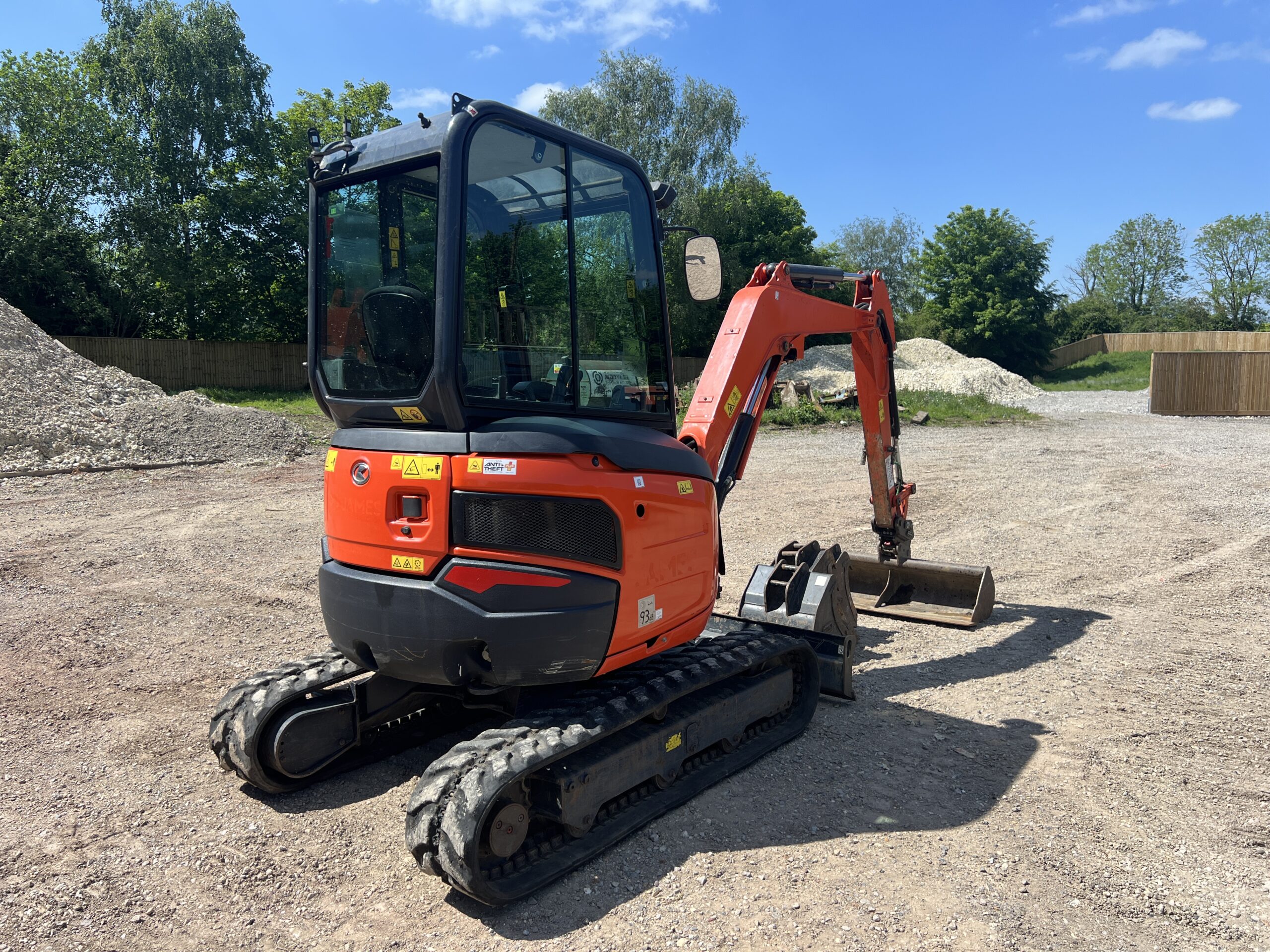 KUBOTA U27-4 MINI DIGGER 2021 - used plant for sale at J Hawes Ltd - view 2