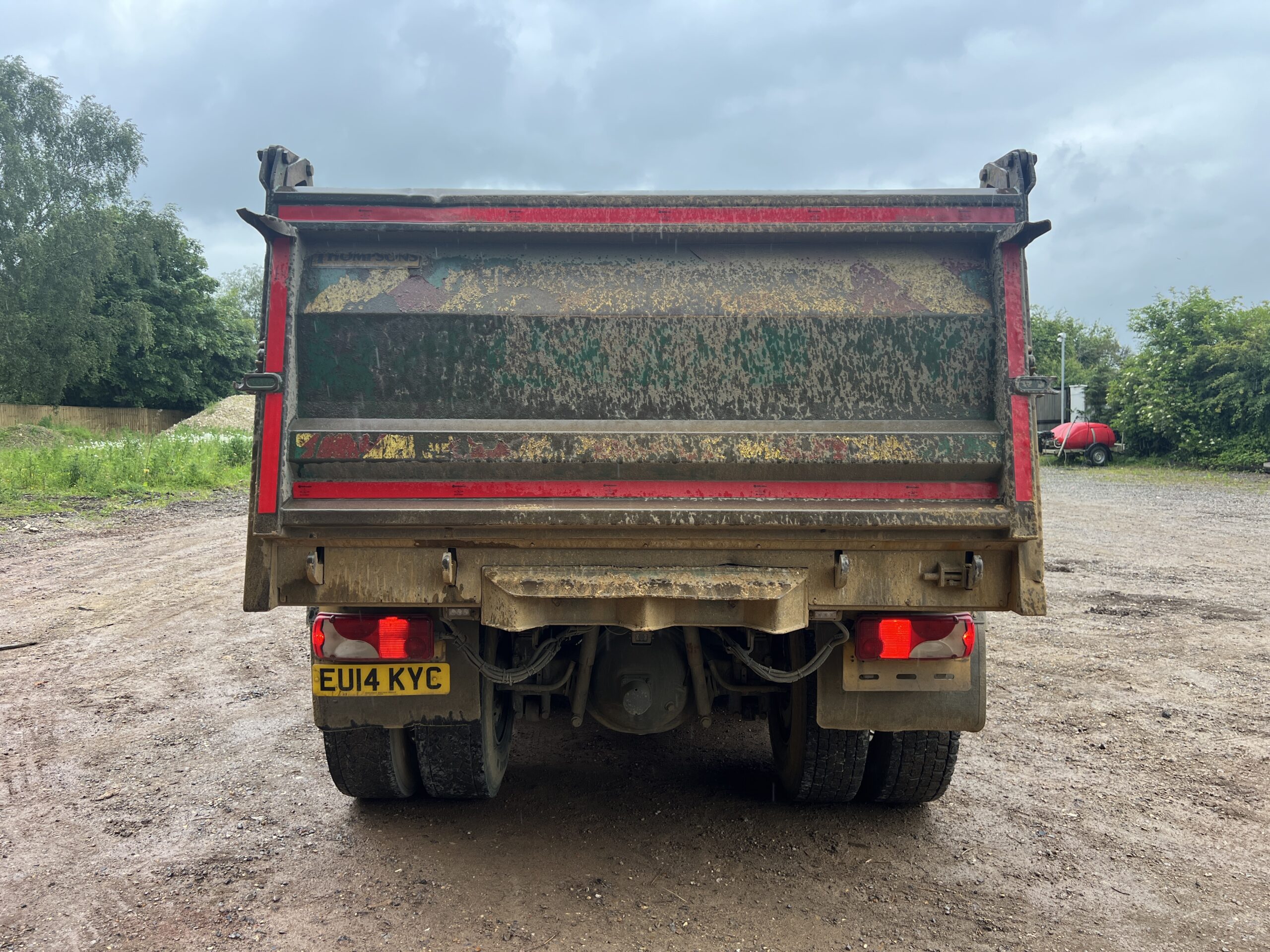 SNANIA P360 8X4 TIPPER 2014 - used trucks for sale at J Hawes Ltd - view 5