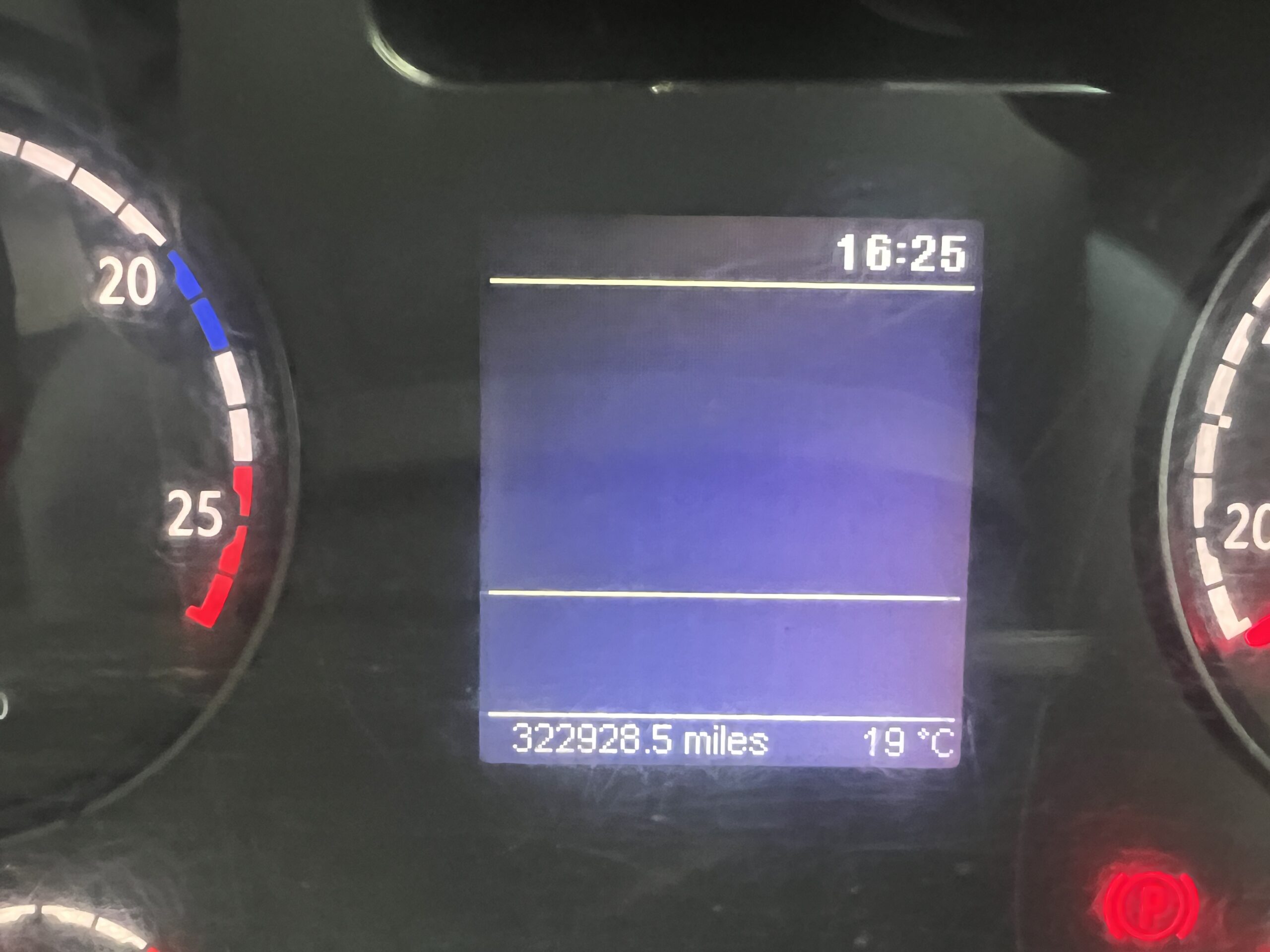 SNANIA P360 8X4 TIPPER 2014 - used trucks for sale at J Hawes Ltd - view 15