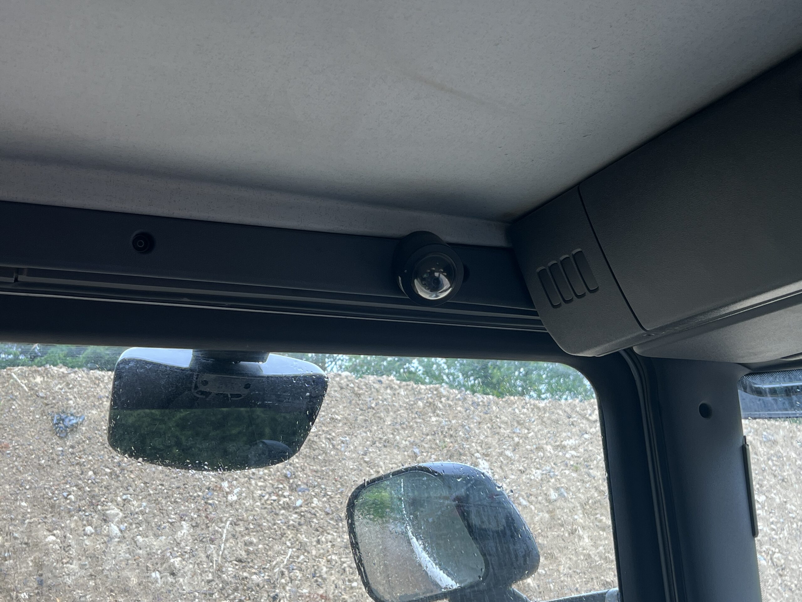 SNANIA P360 8X4 TIPPER 2014 - used trucks for sale at J Hawes Ltd - view 13