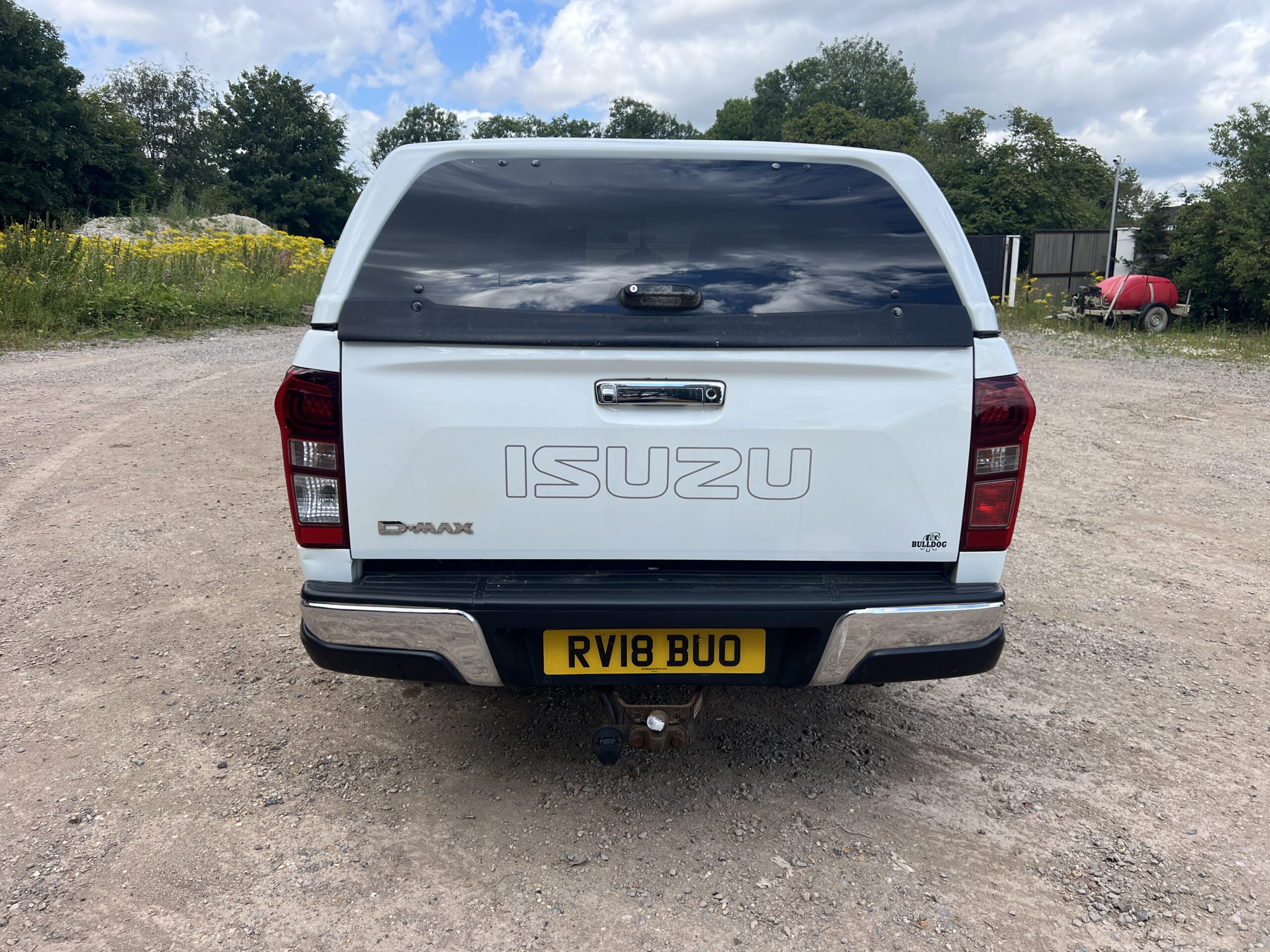 ISUZU D-MAX PICK UP - used trucks for sale at J Hawes Ltd - view 4