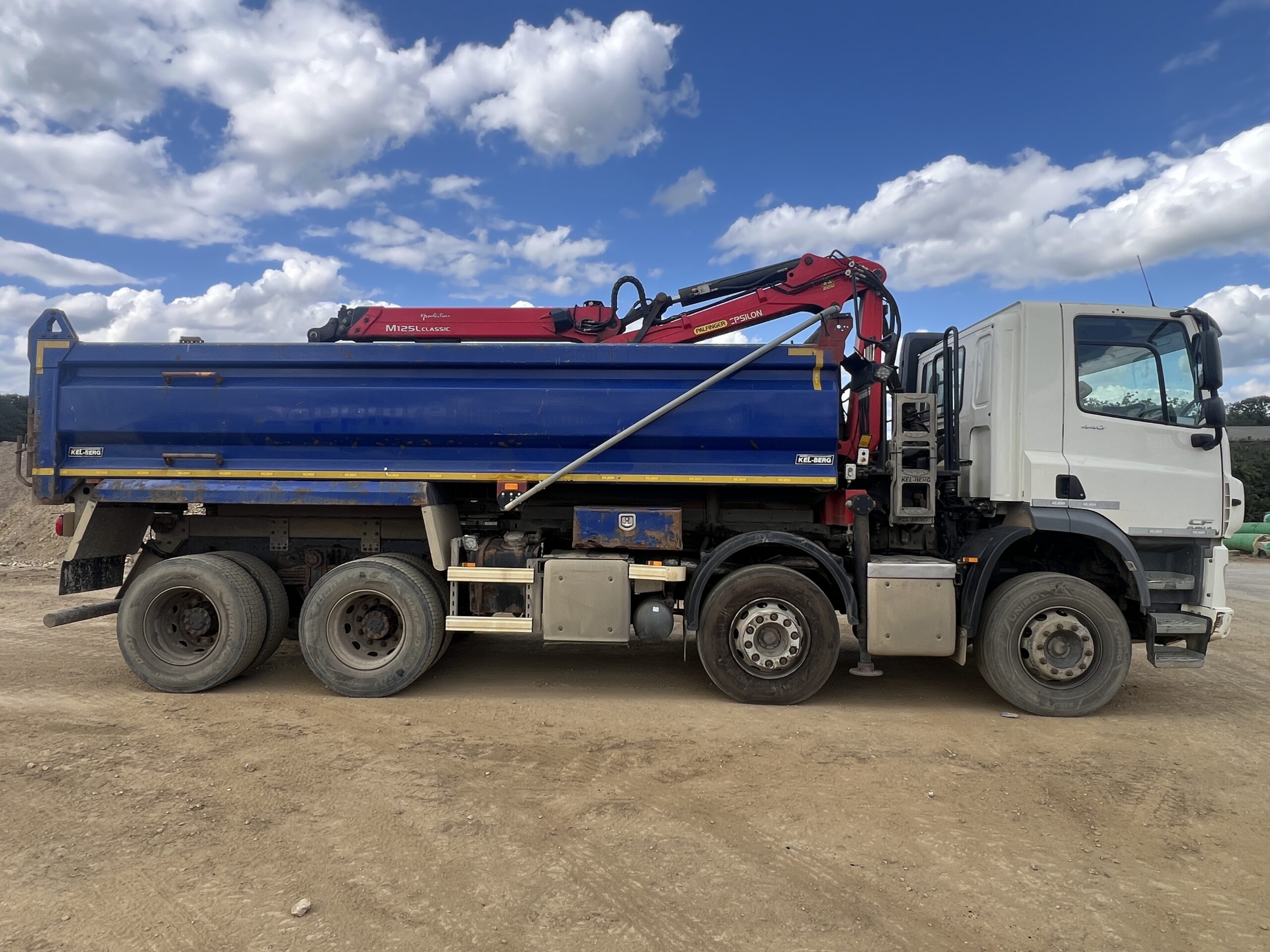 DAF CF440 8X4 GRAB 2016 - used trucks for sale at J Hawes Ltd