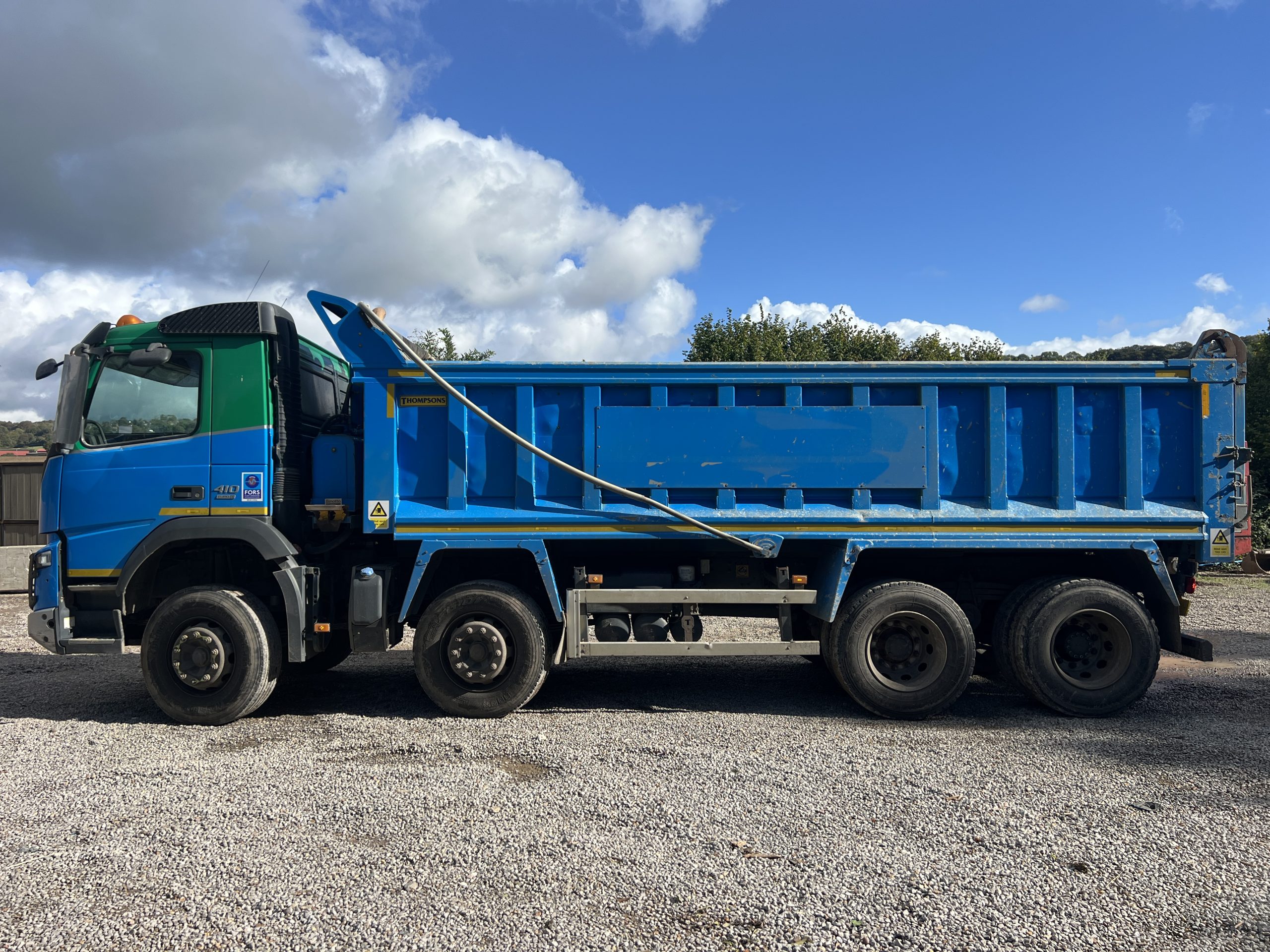 VOLVO FMX410 TIPPER LORRY 2015 - used trucks for sale at J Hawes Ltd - view 6