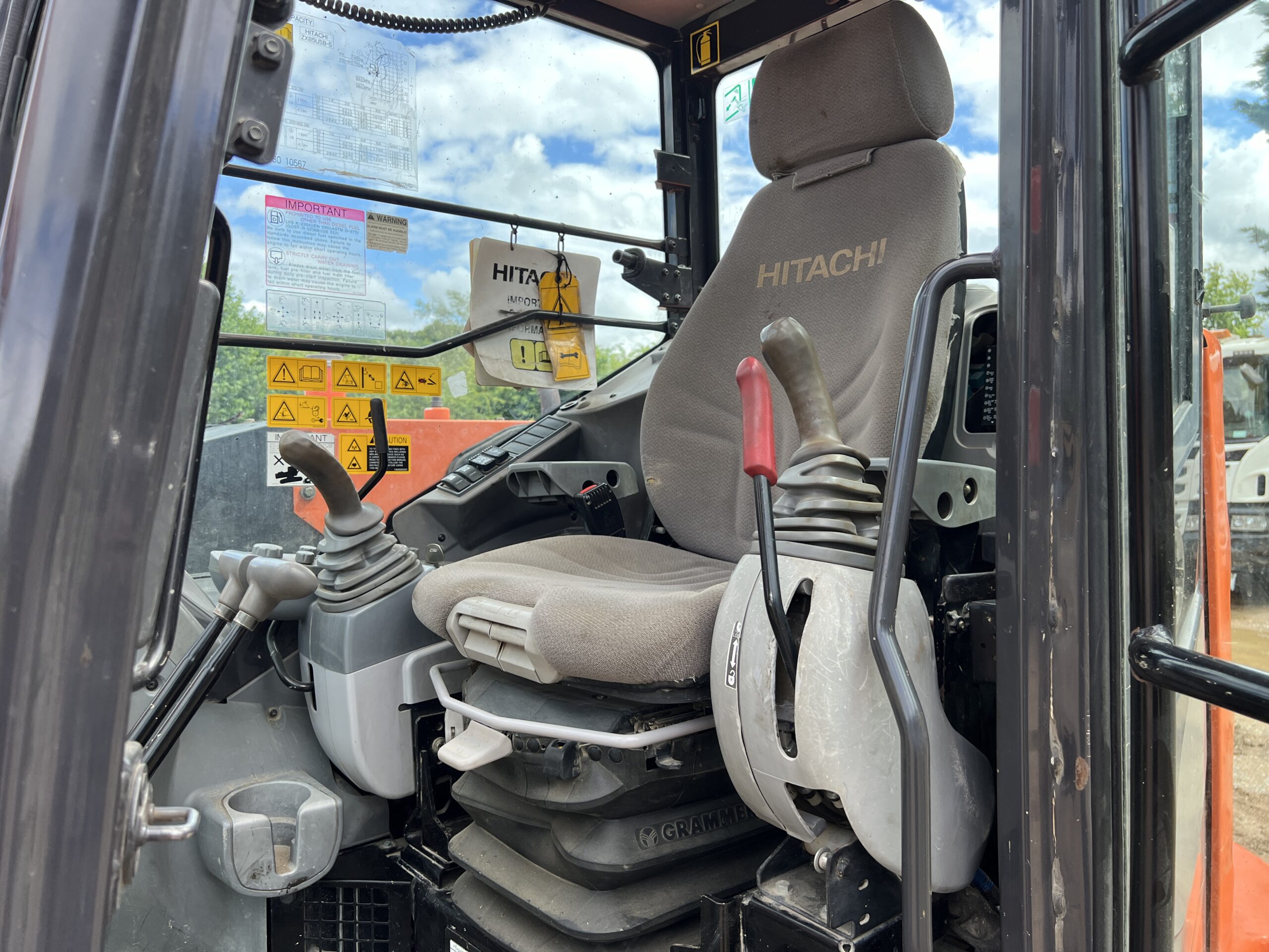 HITACHI ZX85USB-5 2016 - used plant for sale at J Hawes Ltd - view 8