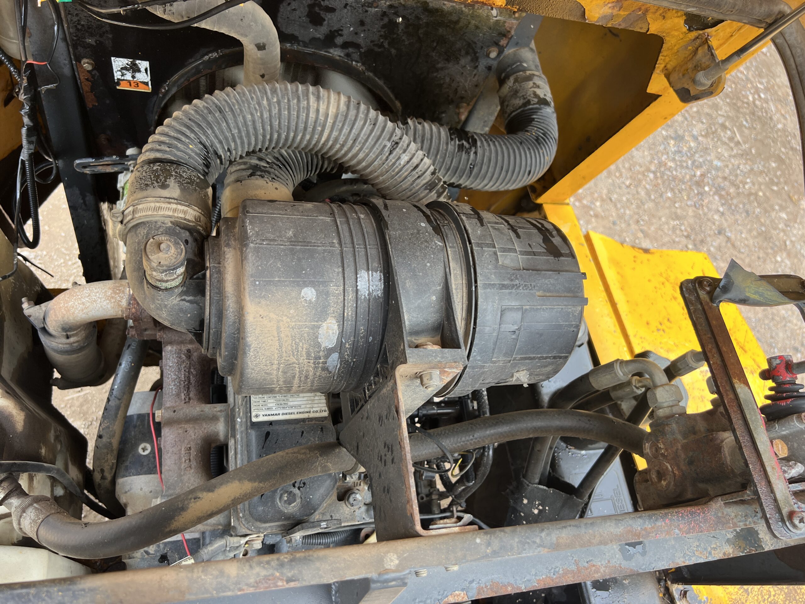 THWAITES 3T DUMPER 2002 - used plant for sale at J Hawes Ltd - view 11