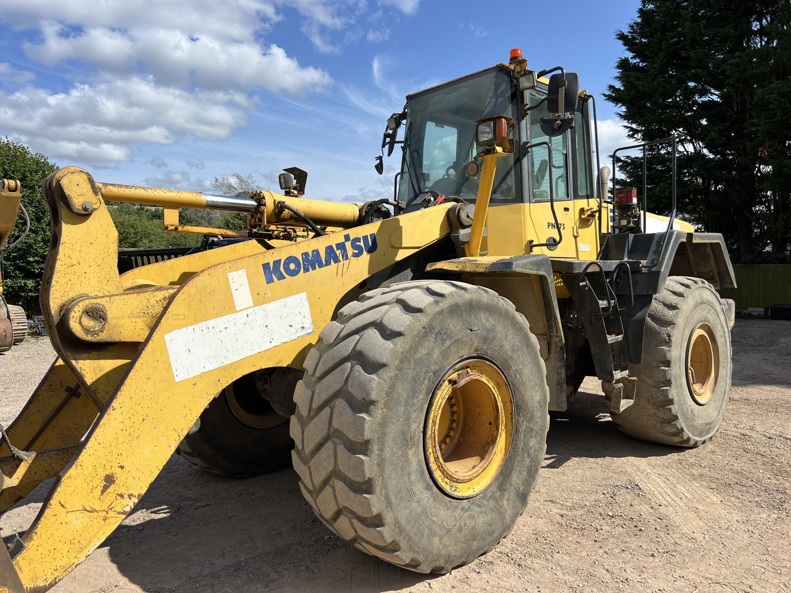 KOMATSU WA470-6 2008 - used plant for sale at J Hawes Ltd - view 4