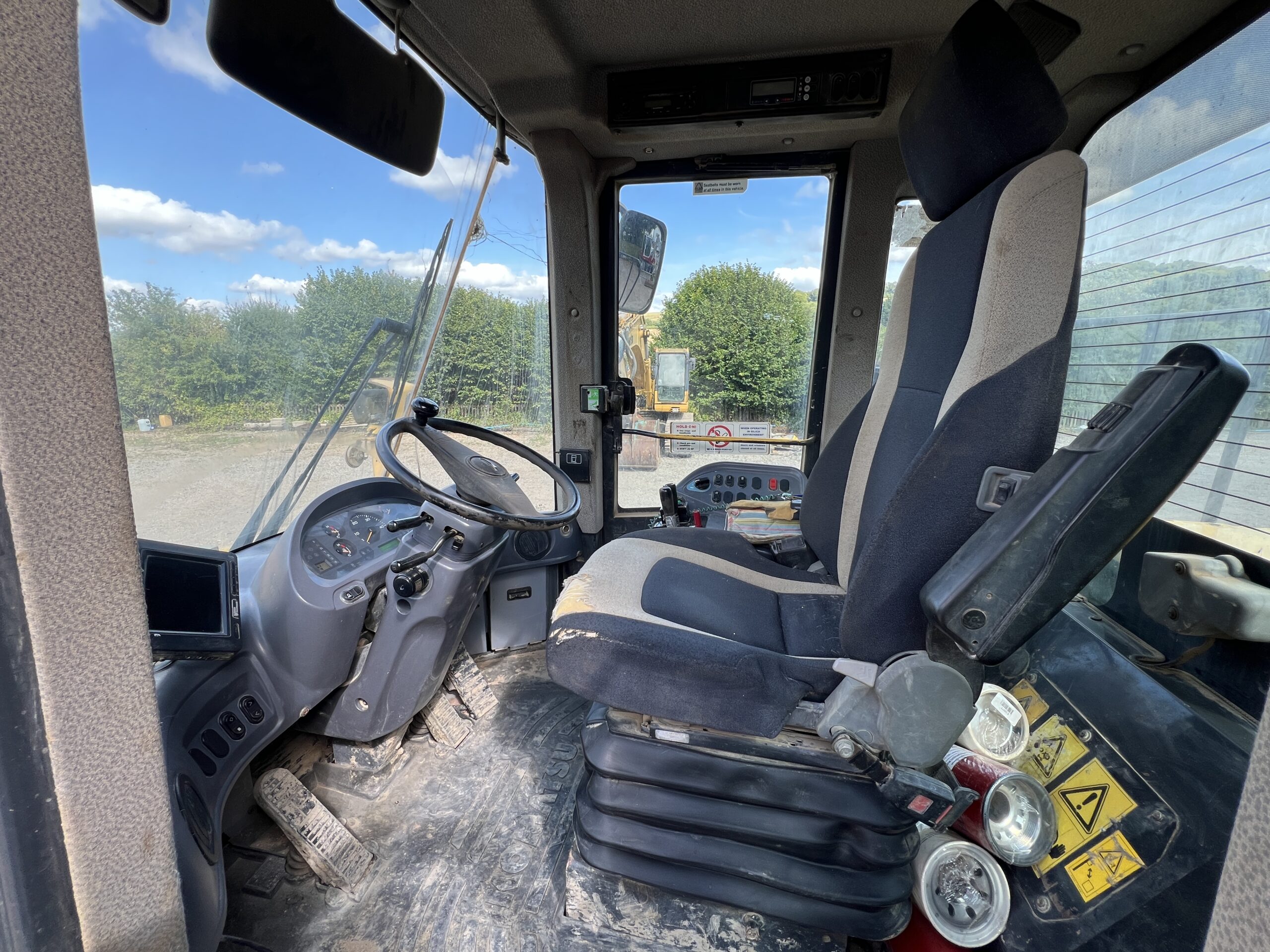 KOMATSU WA470-6 2008 - used plant for sale at J Hawes Ltd - view 13