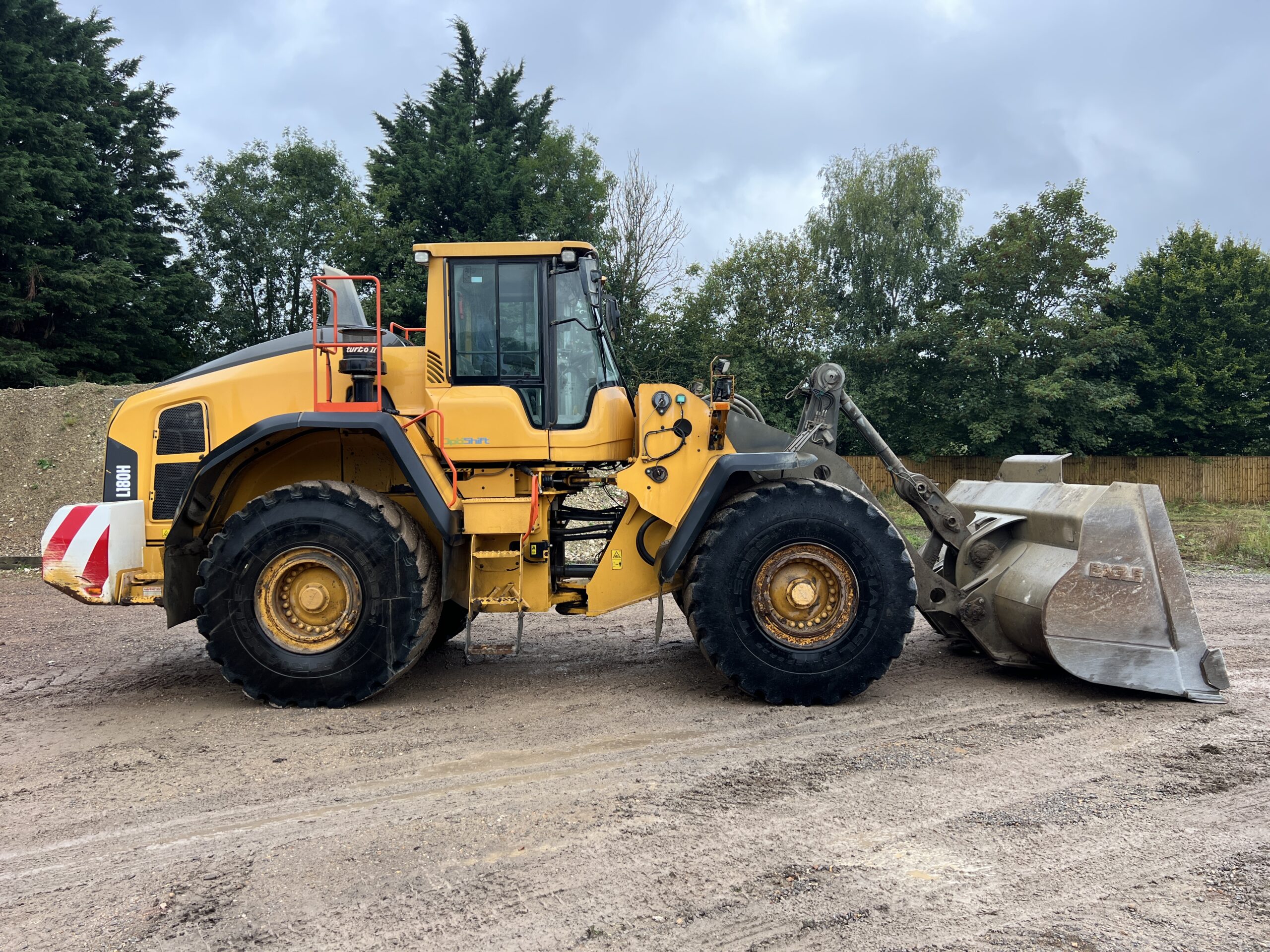VOLVO L180H 2017 - used plant for sale at J Hawes Ltd - view 5