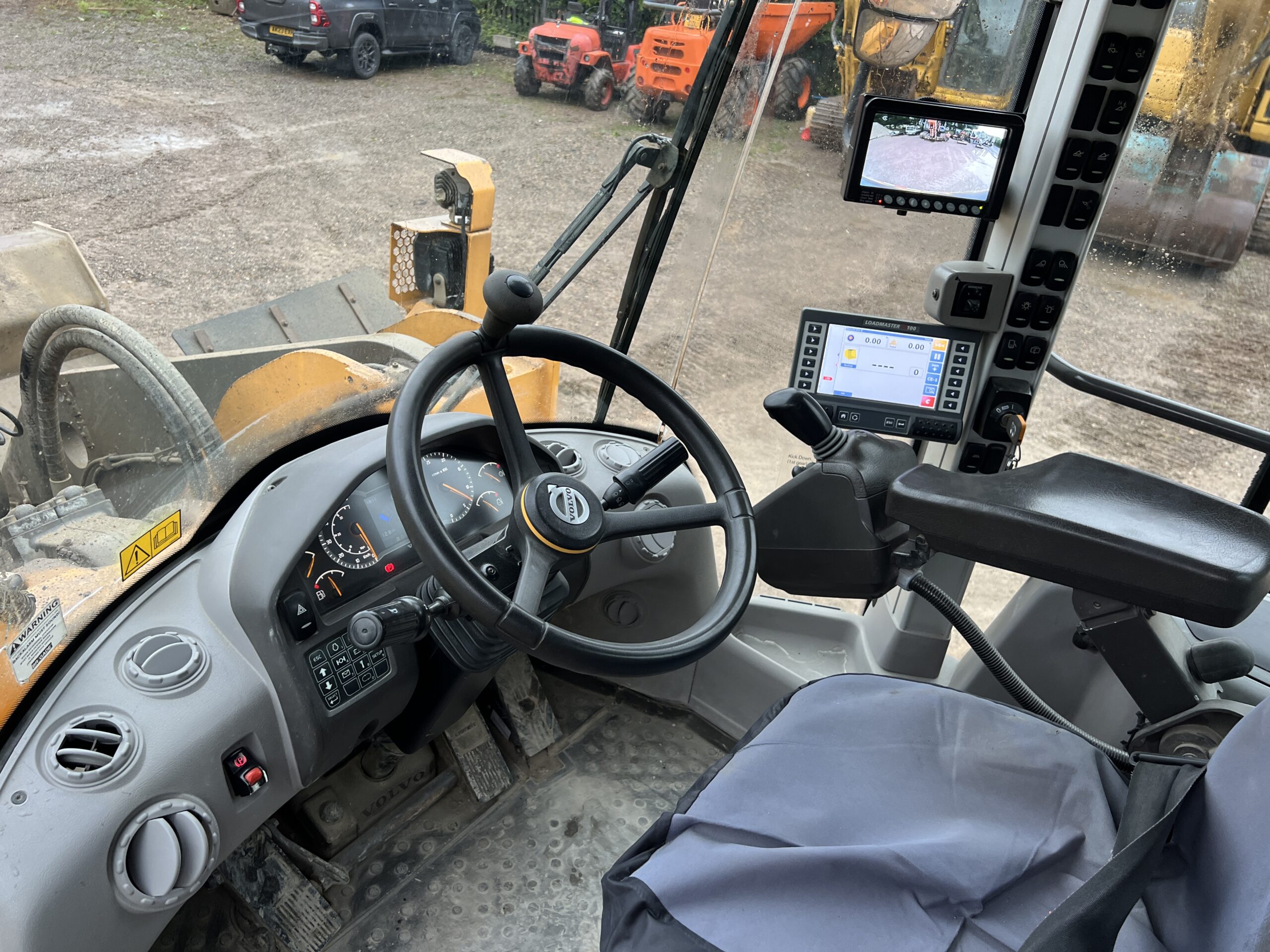 VOLVO L180H 2017 - used plant for sale at J Hawes Ltd - view 15