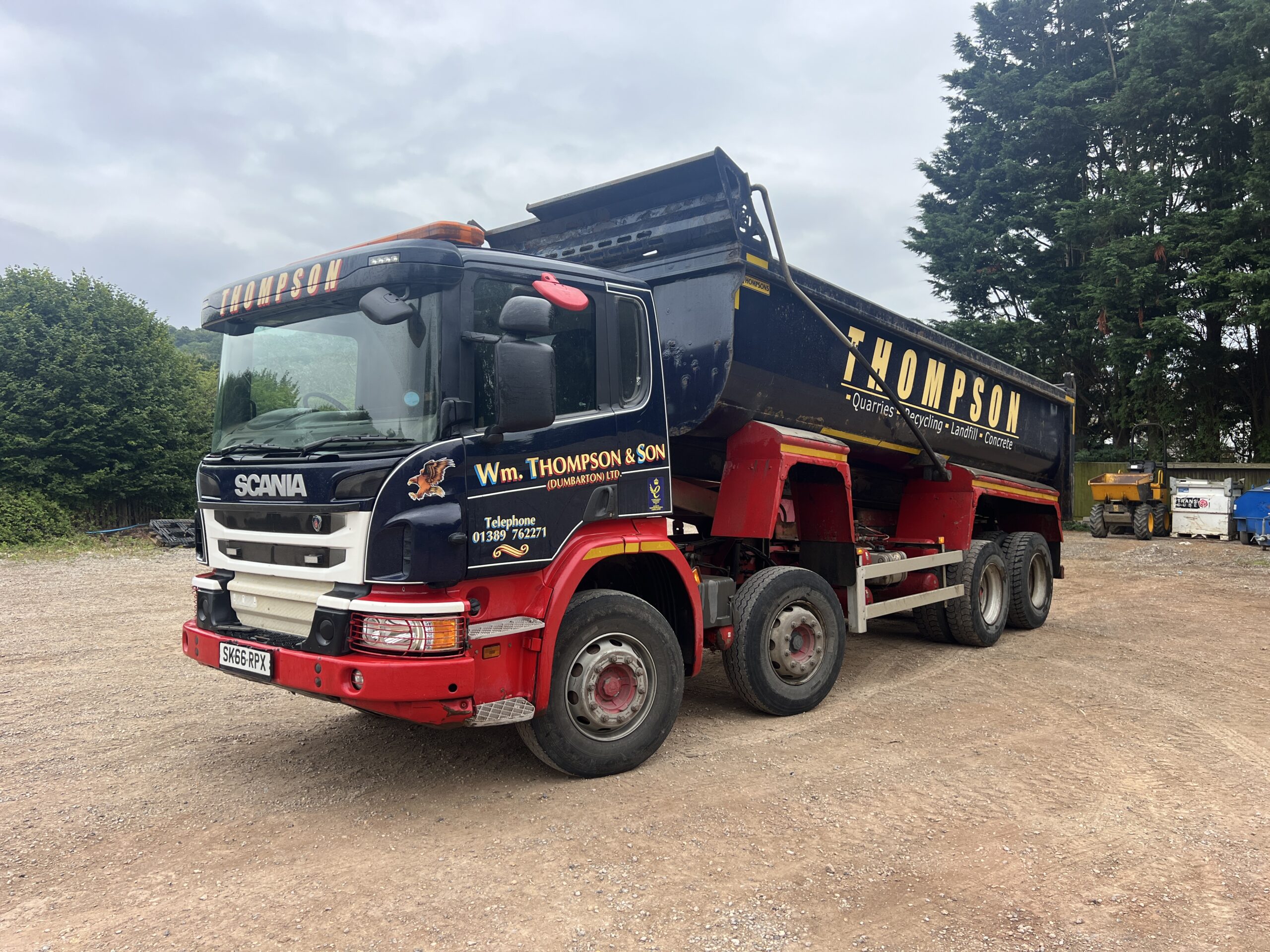 SCANIA P410 8X4 TIPPER 2016 - used trucks for sale at J Hawes Ltd - view 3