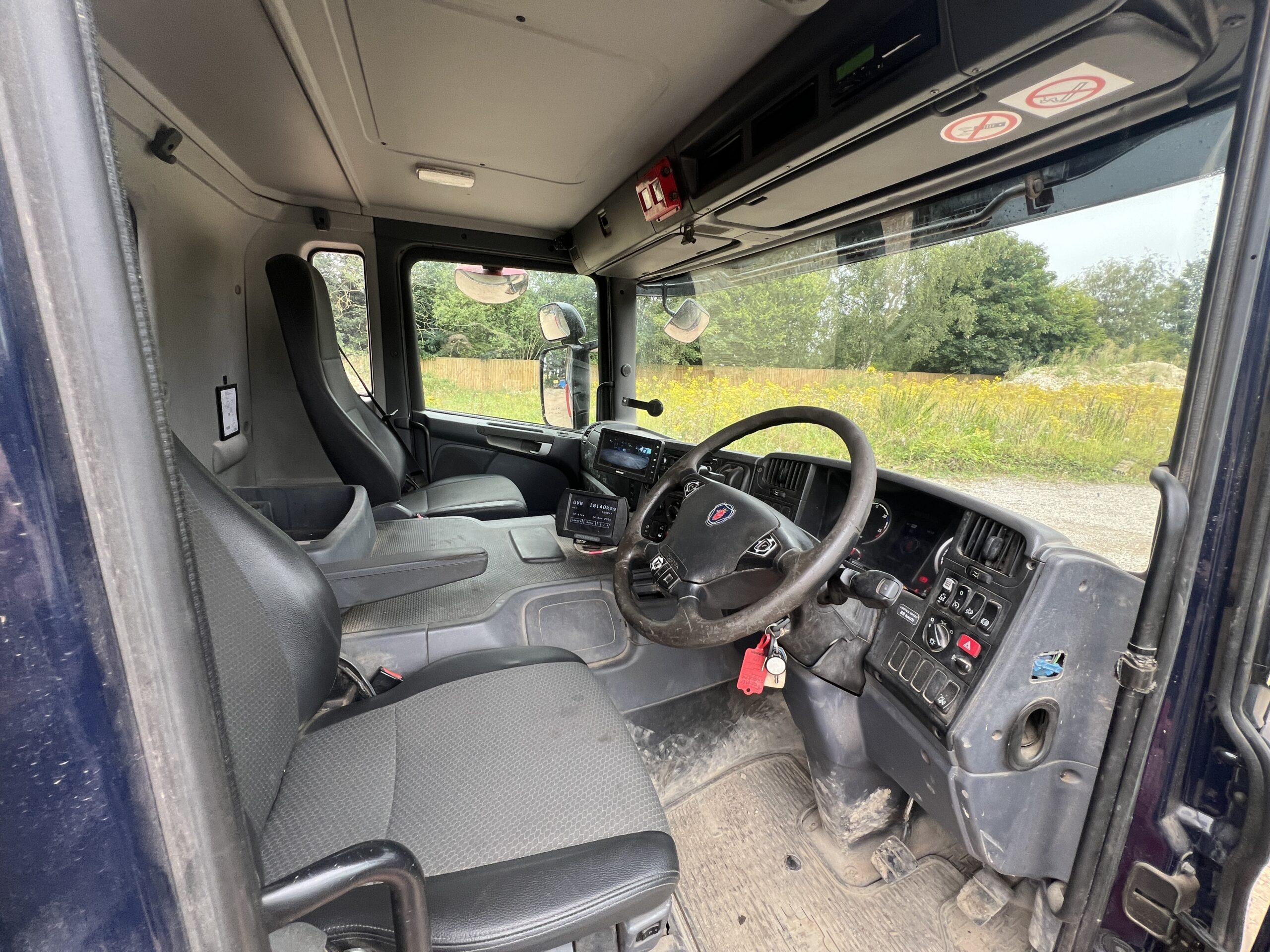 SCANIA P410 8X4 TIPPER 2016 - used trucks for sale at J Hawes Ltd - view 8