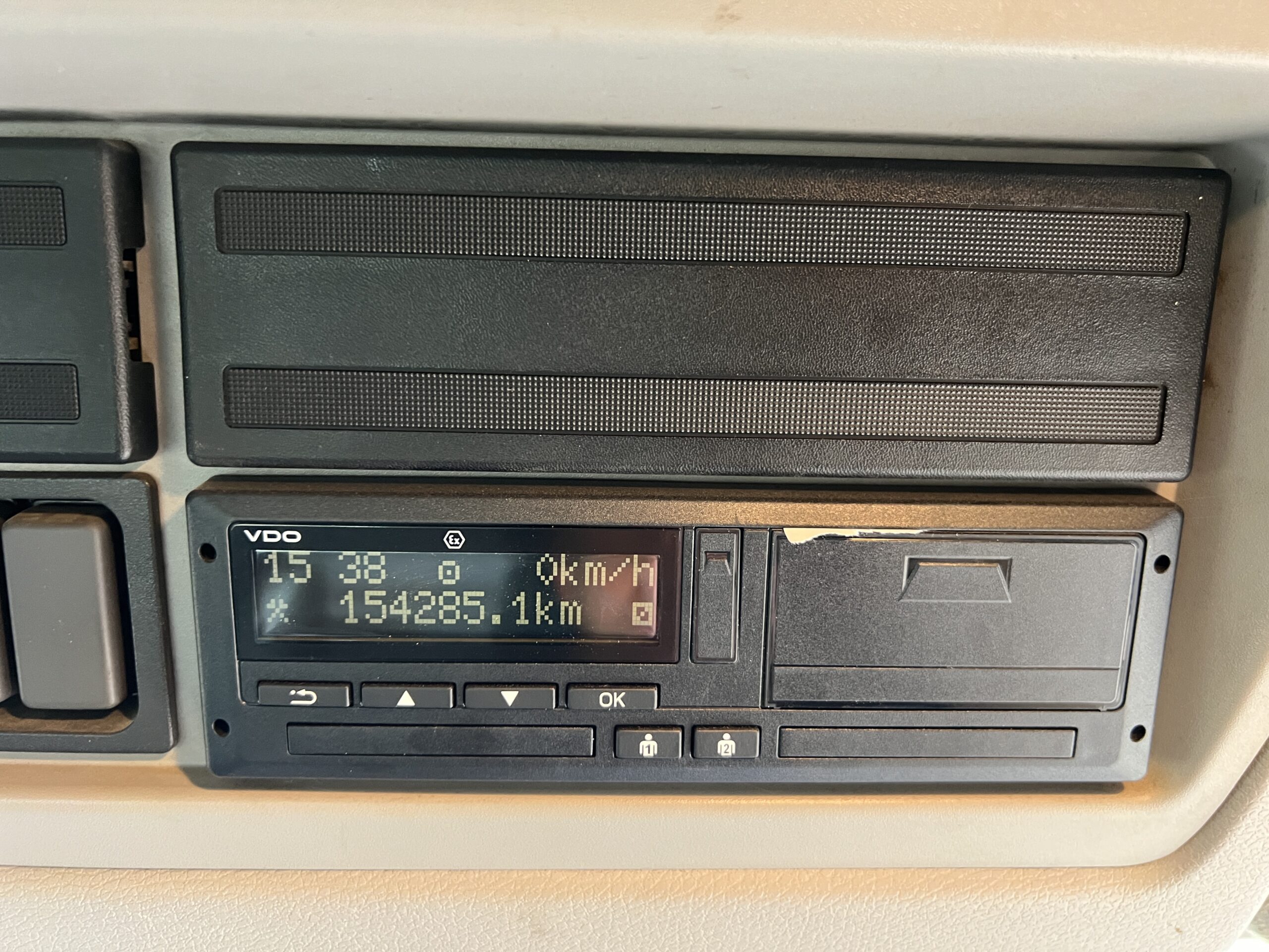 VOLVO FE-240 TIPPER 2007 - used trucks for sale at J Hawes Ltd - view 21