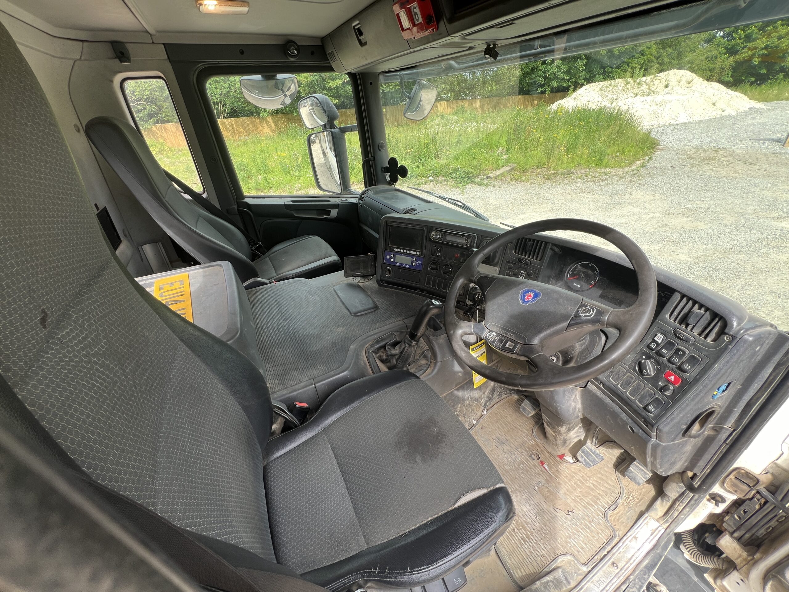 SCANIA P410 8X4 TIPPER 2014 - used trucks for sale at J Hawes Ltd - view 10