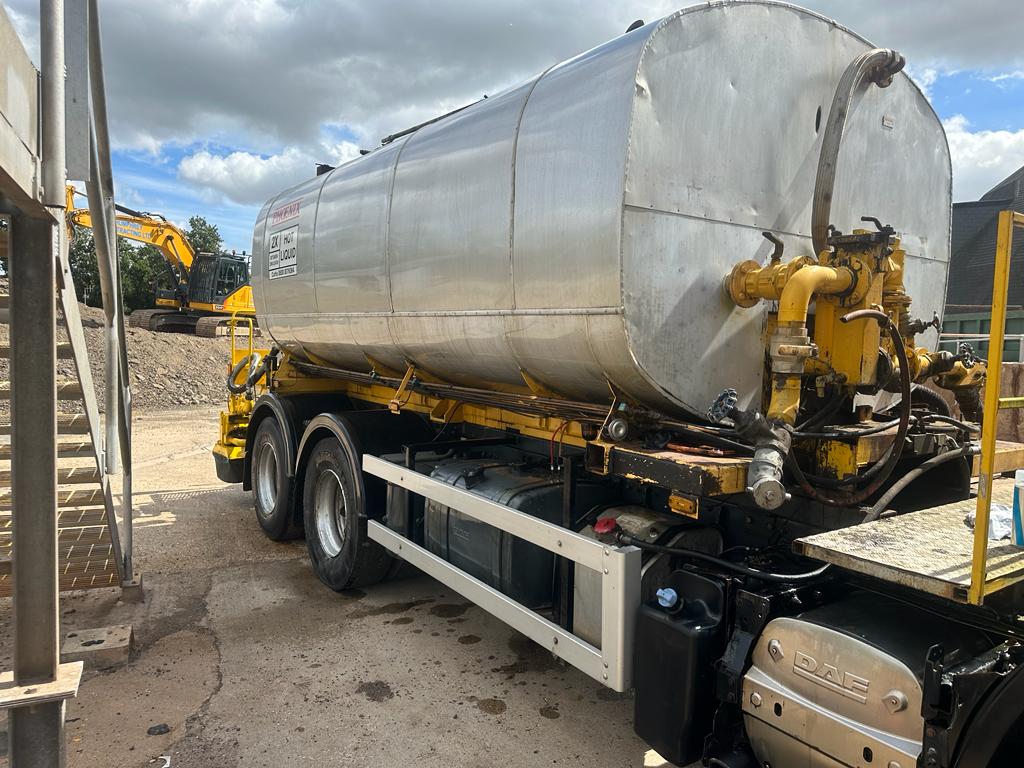 DAF CF75.310 TAR TANK 2010 - used trucks for sale at J Hawes Ltd - view 5