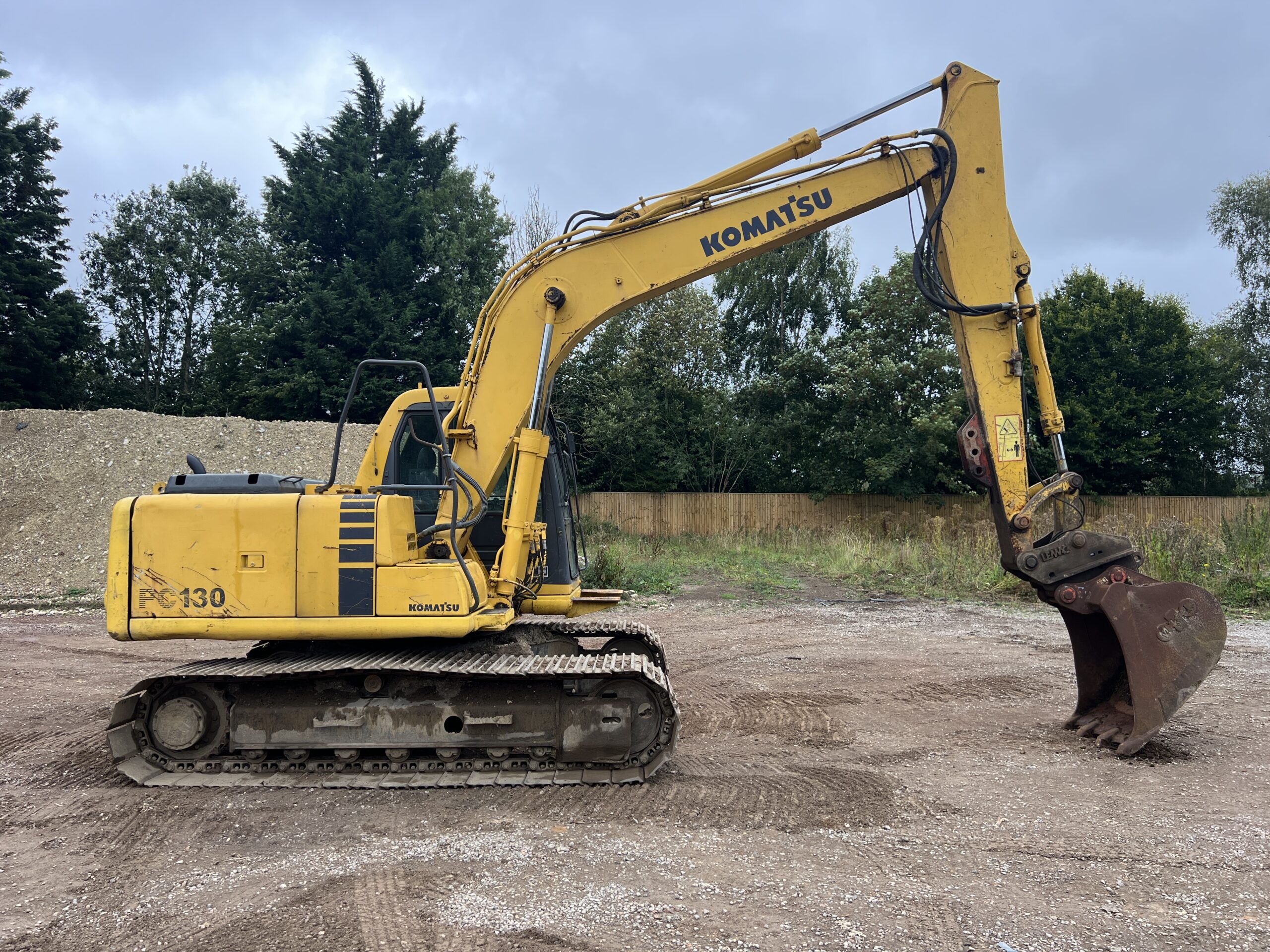KOMATSU PC130-6K 2001 - used plant for sale at J Hawes Ltd - view 6