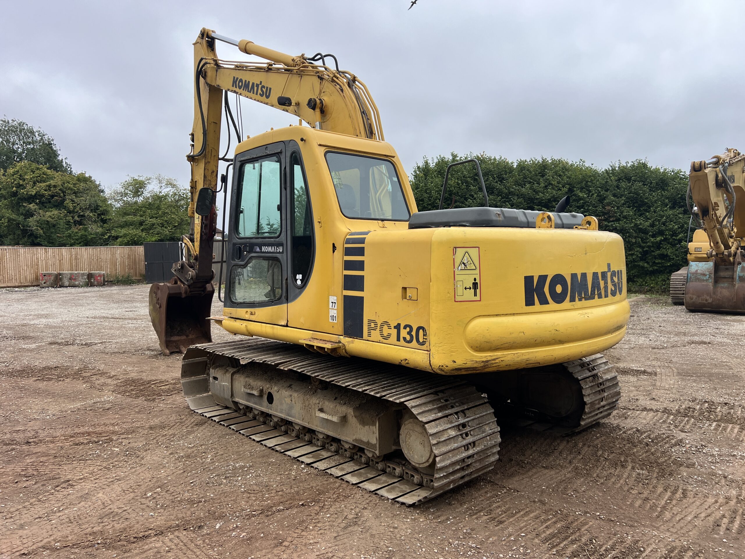 KOMATSU PC130-6K 2001 - used plant for sale at J Hawes Ltd - view 9