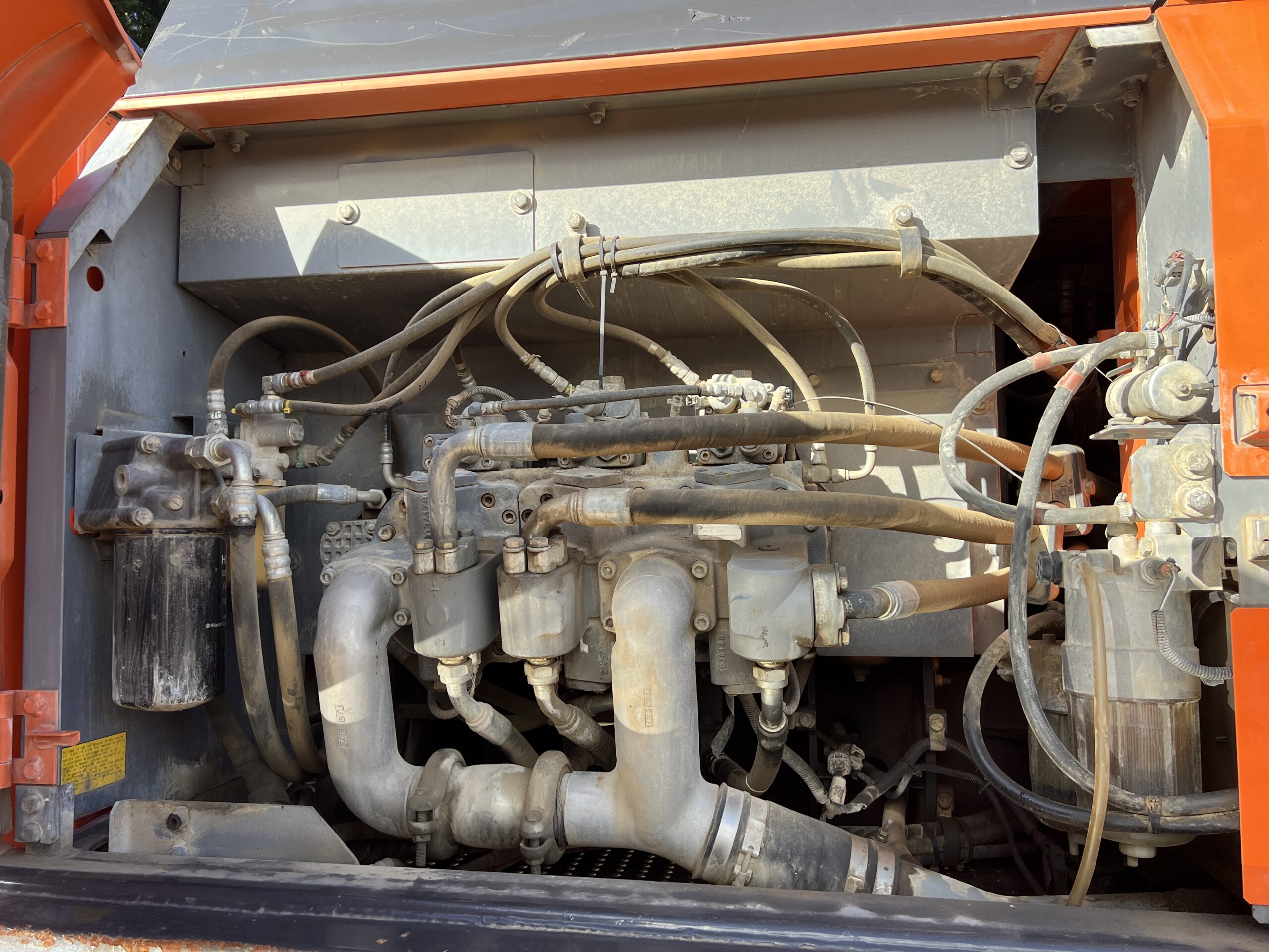 HITACHI ZX350LC-5 2014 - used machine for sale at J Hawes Ltd - view 18