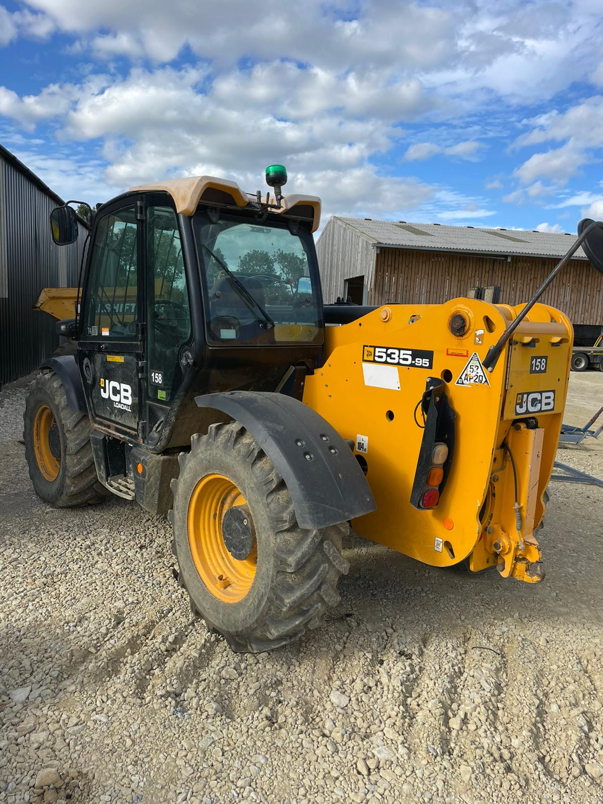 16128FE3-F7D1-4ECA-B41D-6FCE020A100B