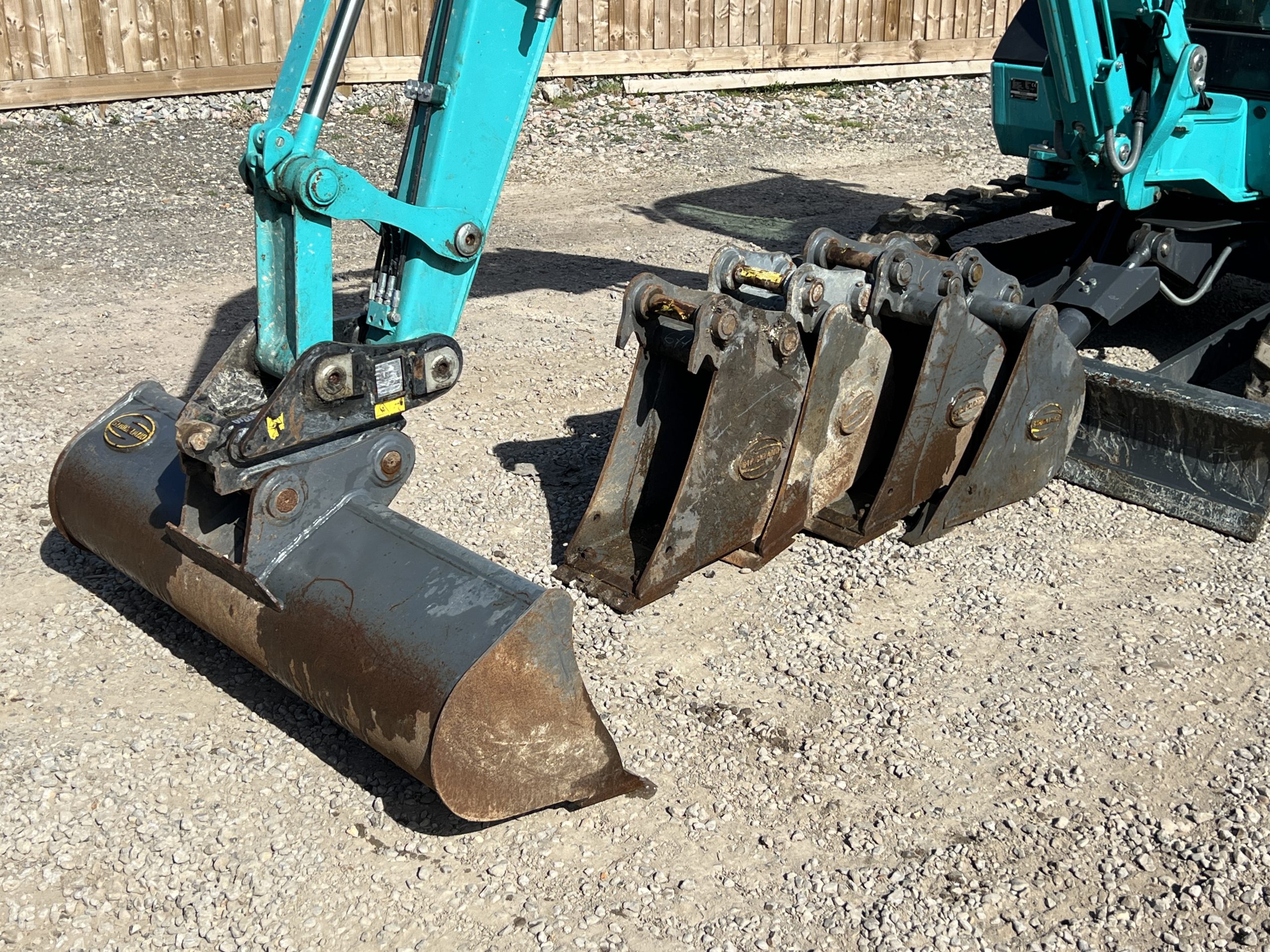 KOBELCO SK26-1E - J Hawes LTD